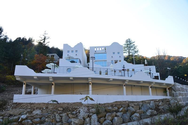 Exterior & Views 1, Gapyeong Cheonsangjiae Pension, Gapyeong