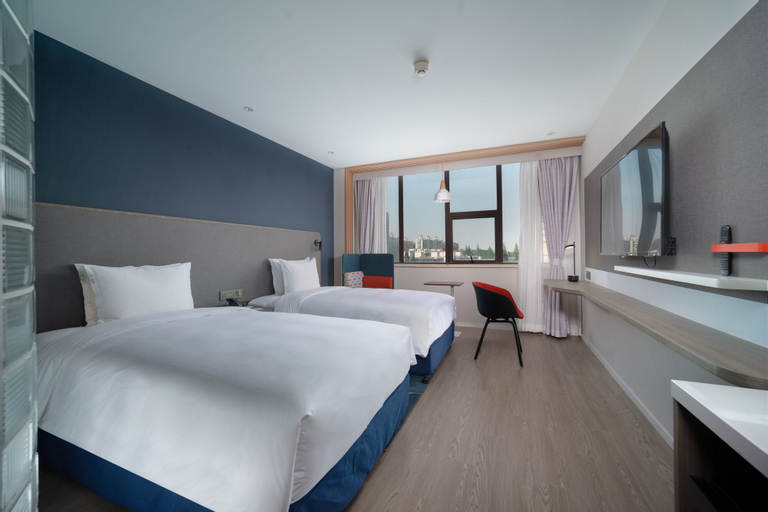 Bedroom 11