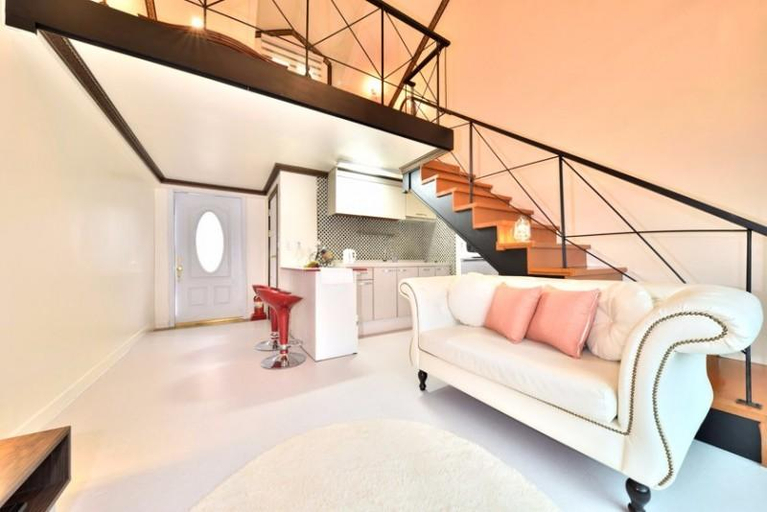 Others 3, Gapyeong Hyu 910 Pension, Gapyeong