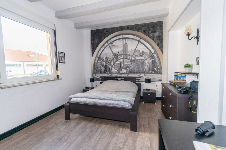 Bedroom 26