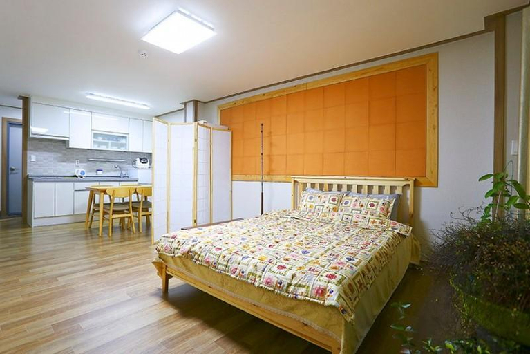 Bedroom 2, Hongcheon Mangosup Pension, Hongcheon