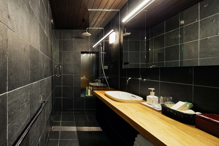 Bathroom 4, Kyoto Urushiro Wakasaya, Kyoto