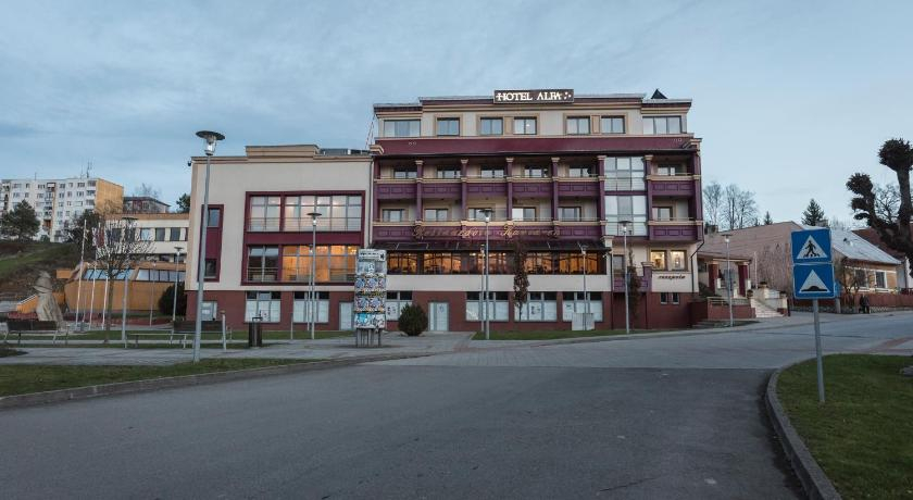 Exterior & Views, Hotel Alfa, Svidník