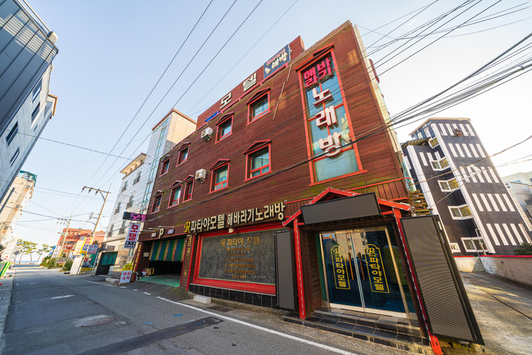 Exterior view 2, Ulsan Jinha Pataya, Ulju