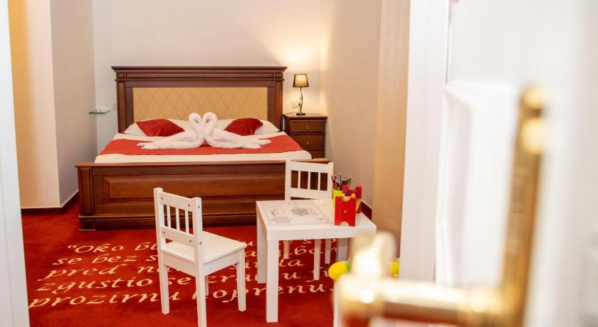 Bedroom 2, Hotel & Restoran Dvorac Gjalski, Oroslavje