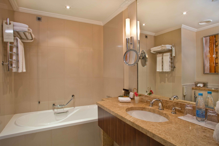 Bathroom 4, Kharkiv Palace Hotel, Kharkivs'ka