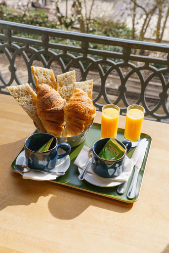 Food & Drinks 5, Hotel du Theatre, Rhône