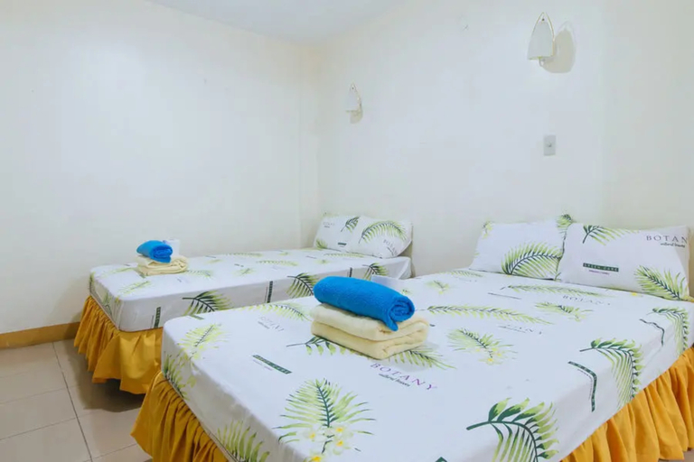 Bedroom 3, Golden Sunrise Hotel I by RedDoorz, Balungao