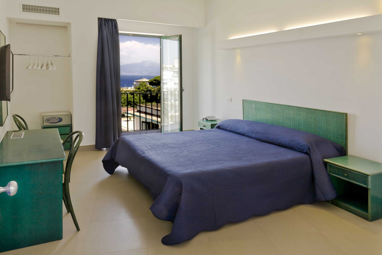 Bedroom 3, Hotel Eden, Napoli