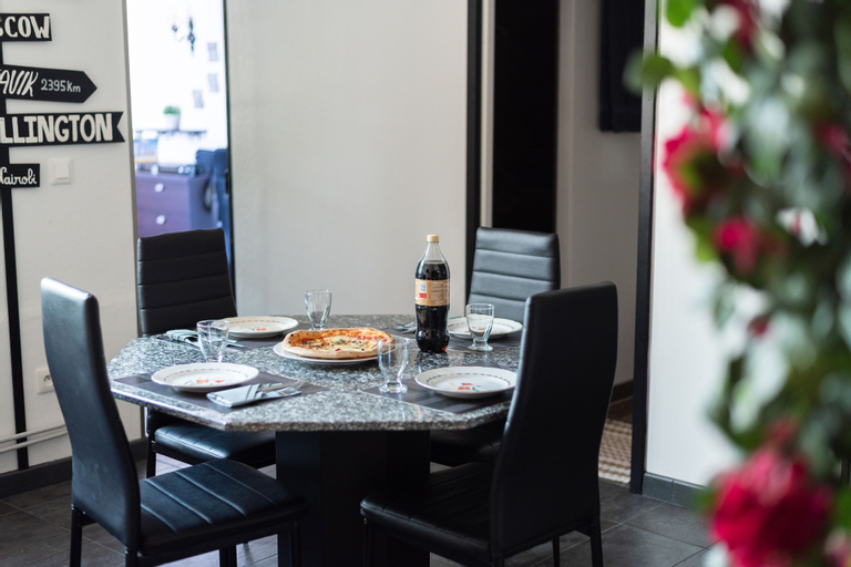 Dining Room 10