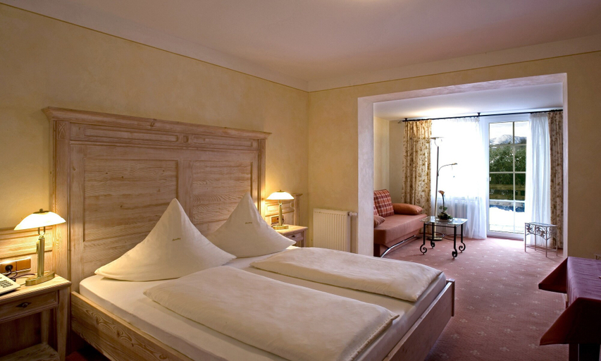 Bedroom 4, Hotel Sonnenhang Kempten, Kempten (Allgäu)