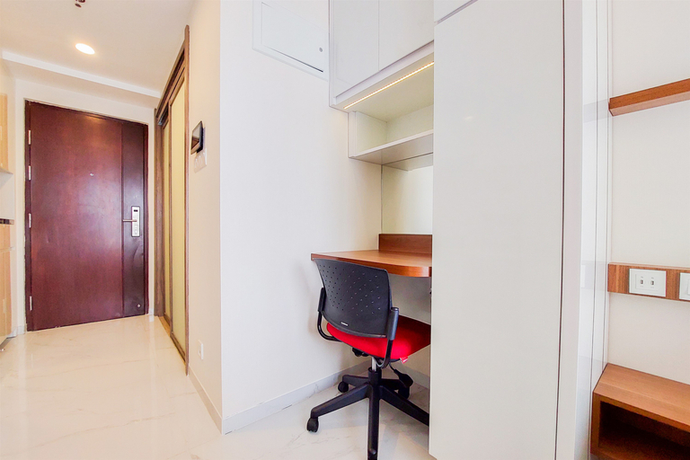 Others 2, Nice Design and Minimalist Studio at Sky House BSD Apartment By Travelio, Tangerang Selatan