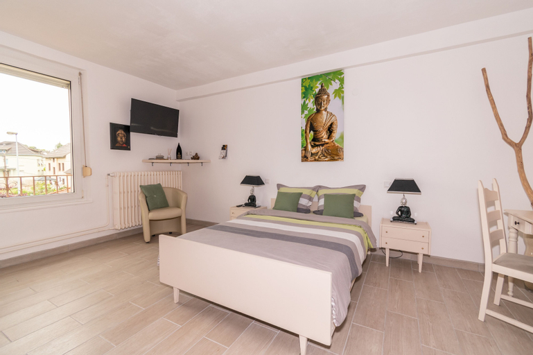 Bedroom 16