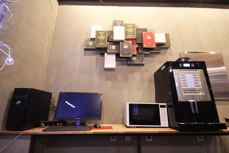Others 5, Changwon Masan No. 25, Haman