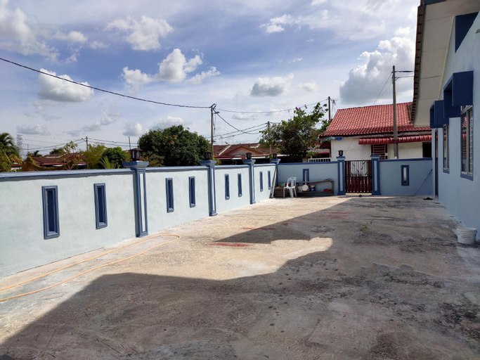 Exterior & Views 2, HOMESTAY TENGKU MAHERAN, Kubang Pasu