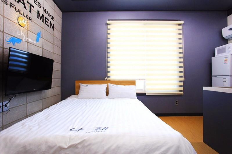Bedroom 3, Boryeong (Daecheon) Narae Pension, Boryeong