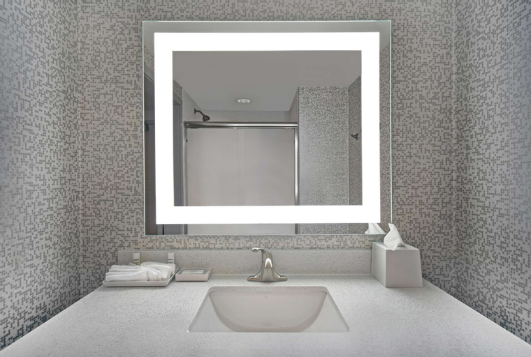 Bathroom 9