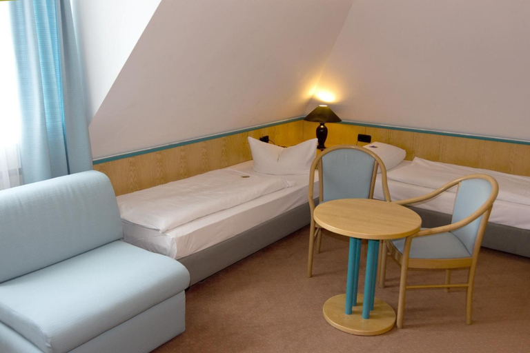 Bedroom 4, Hotel Alpha, Nürnberg