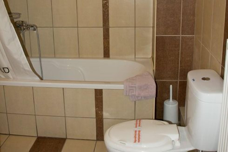 Bathroom 5, Alexiou Hotel, Thessaly