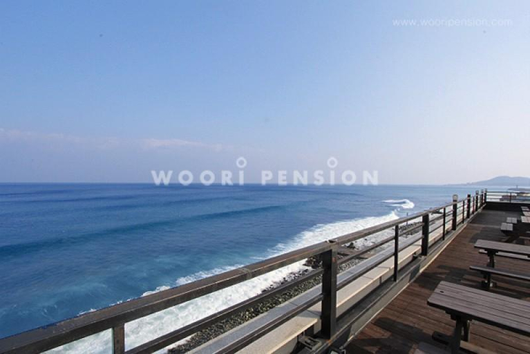 Others 2, Yeongdeok Haebyeon Hoetjip Pension, Yeongdeok