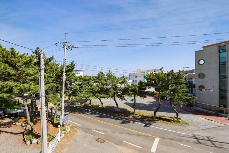 Others 3, Taean Yeonpo Pension, Taean