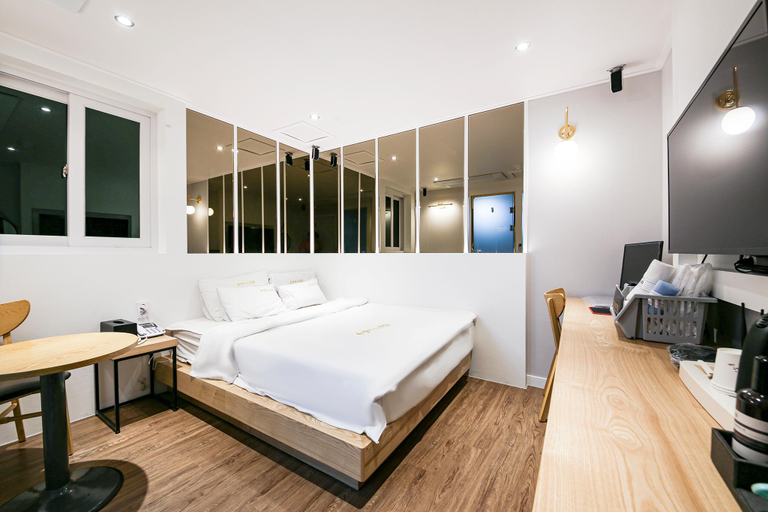 Bedroom 4, Jinju Ace, Jinju