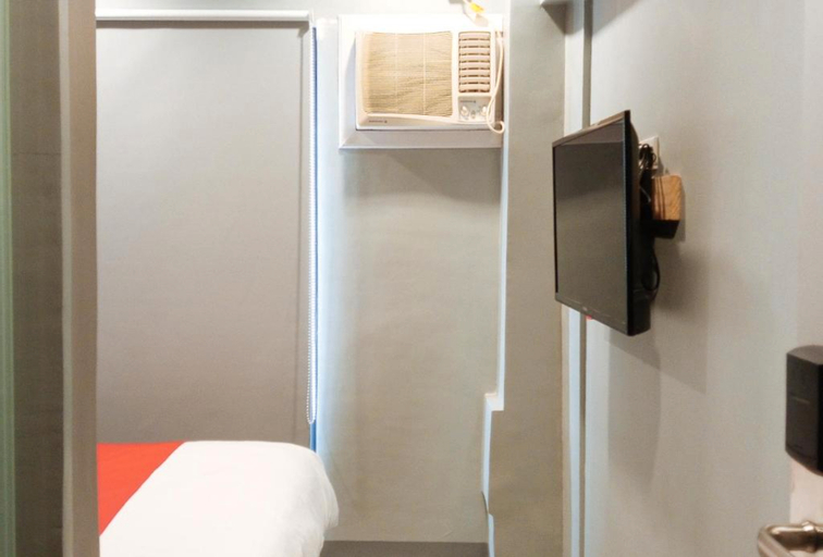 Bedroom 4, Central District Hotel, Davao City