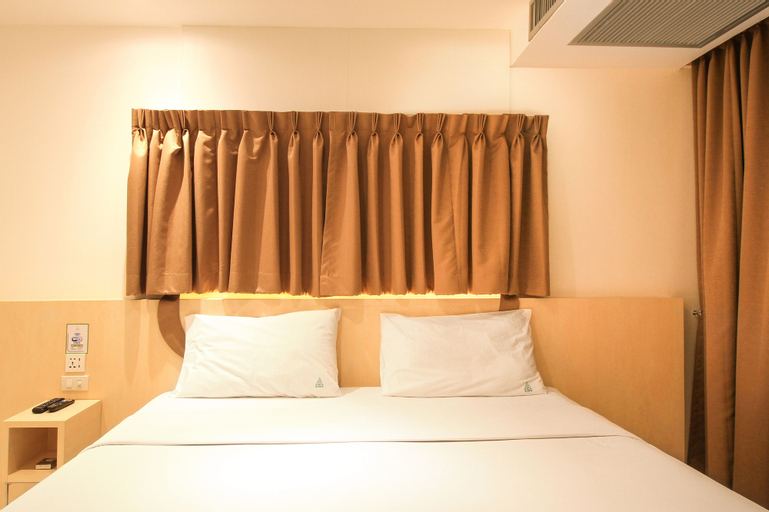 Bedroom 12