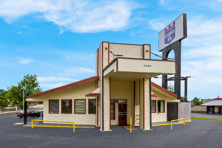 Exterior & Views 3, Knights Inn Fayetteville/Fort Bragg, Cumberland