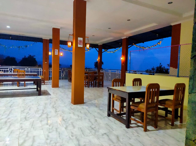 Food & Drinks 3, Gadjah Mada Hall Cafe & Penginapan Hostel, Mojokerto