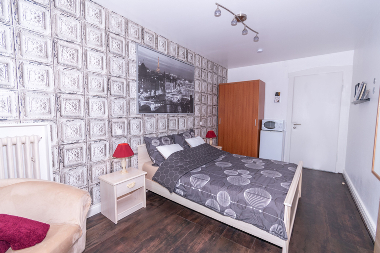 Bedroom 8