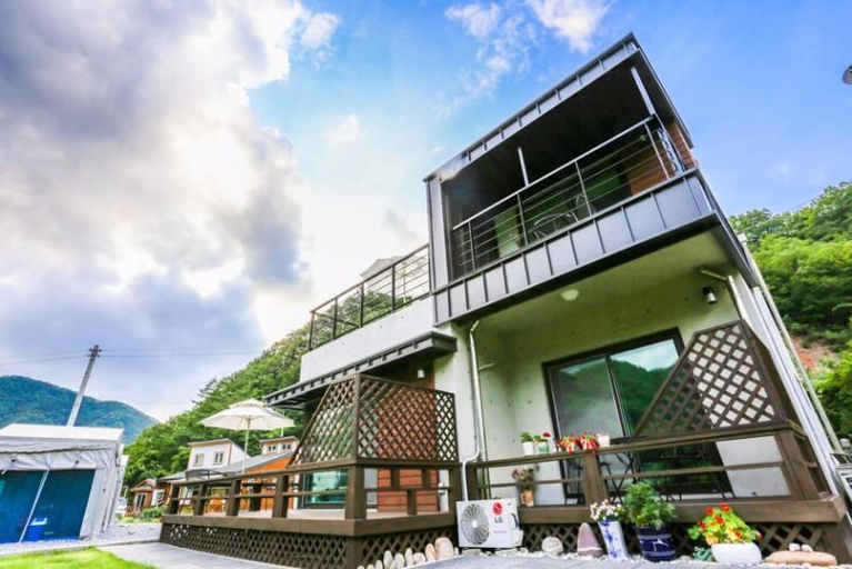 Exterior & Views 1, Danyang Handemy House Pension, Danyang