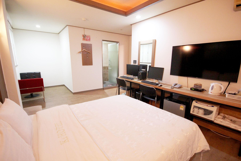 4, Hwagok K2, Gangseo