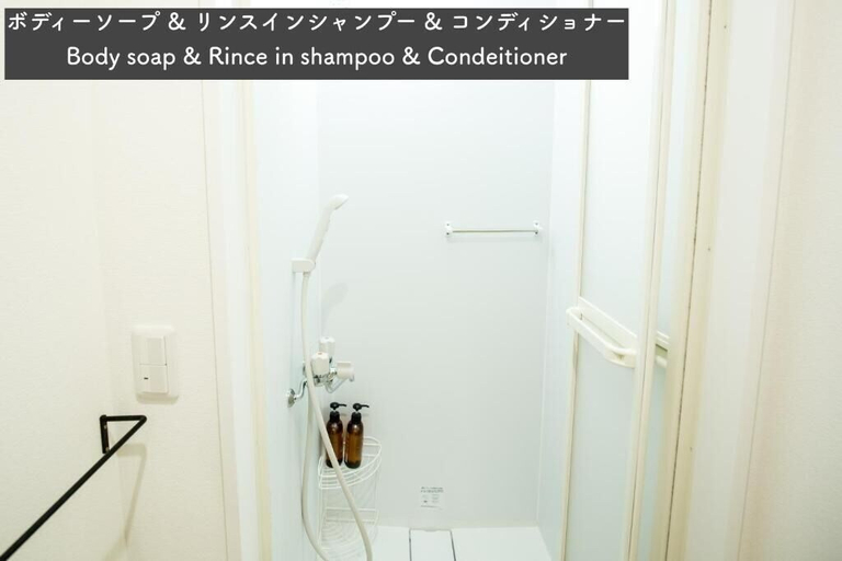 Bathroom 5, IZA Enoshima Guesthouse&Bar - Hostel, Fujisawa