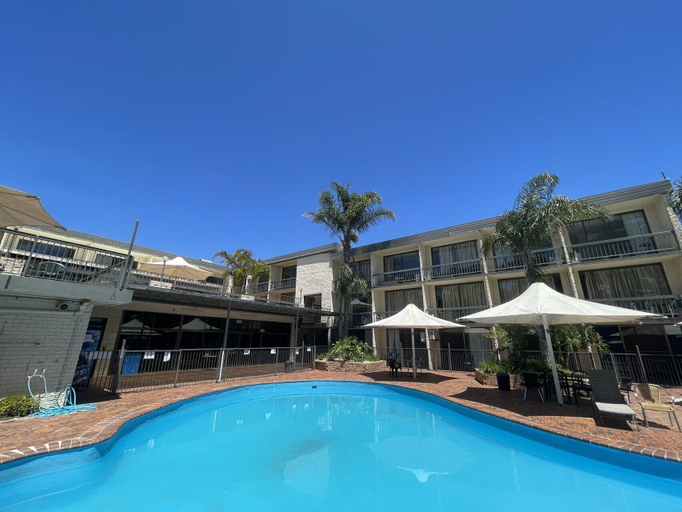 Sport & Beauty 5, El Lago Waters Motel, Wyong - South and West