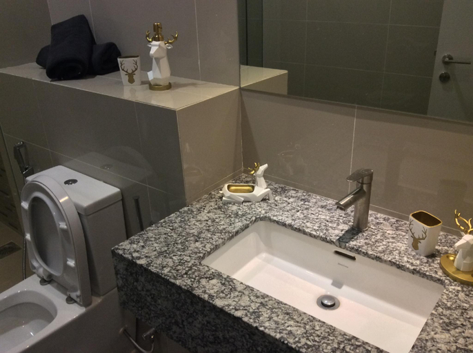 Bathroom 4, The Azure Residences at Paradigm, Le Meridien PJ, Petaling Jaya