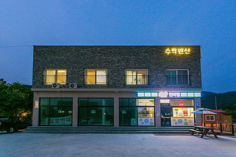 Others 1, Buan (Byeonsanbando) Surak Pension, Buan