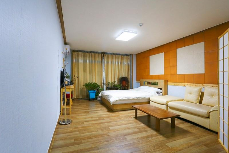 Bedroom 3, Hongcheon Dalbit Sonata Pension, Hongcheon