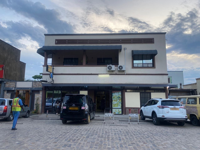 Exterior & Views 2, Hotel Hibiscus, Roherero