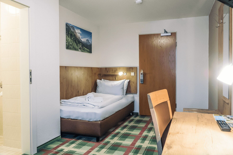Bedroom 3, Gasthaus Kampenwand Bernau, Rosenheim