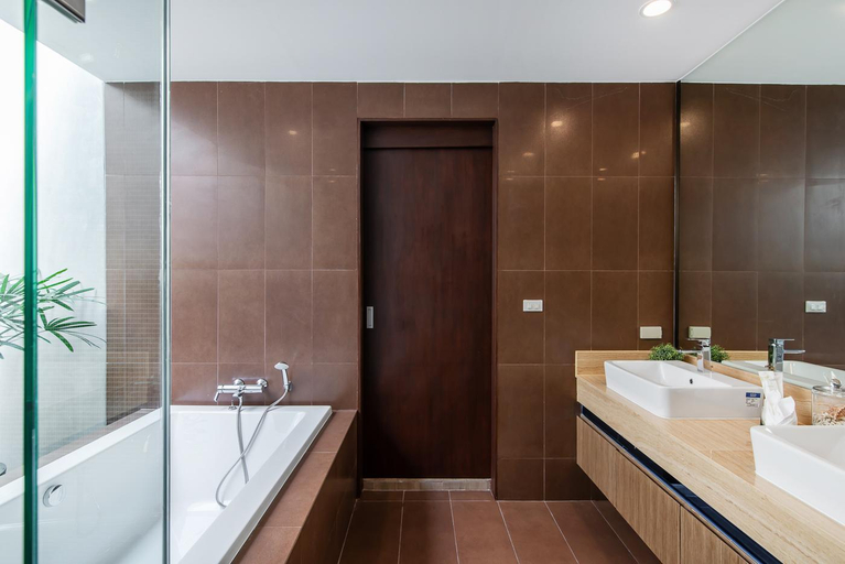 Bathroom 5, Movenpick Residences 3BR Private Pool Villa – Beach Access, Sattahip