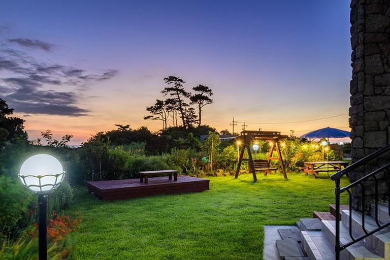 5, Jeju Aewol Sea & Star Pension, Jeju