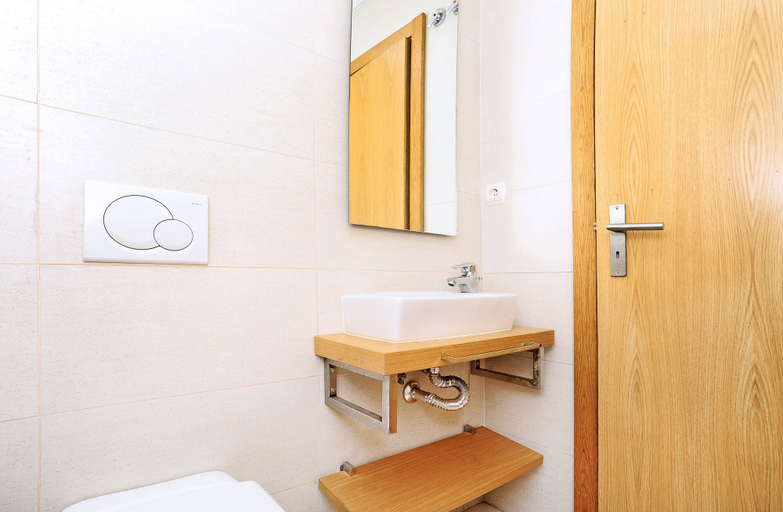 Bathroom 3, Oeiras by the Beach Apartment, Oeiras