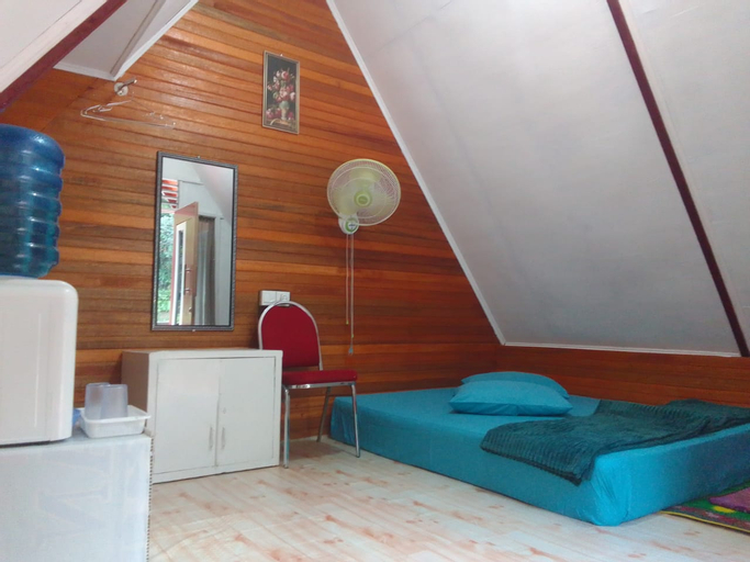 Bedroom 2, Anggun Homestay, Lima Puluh Kota