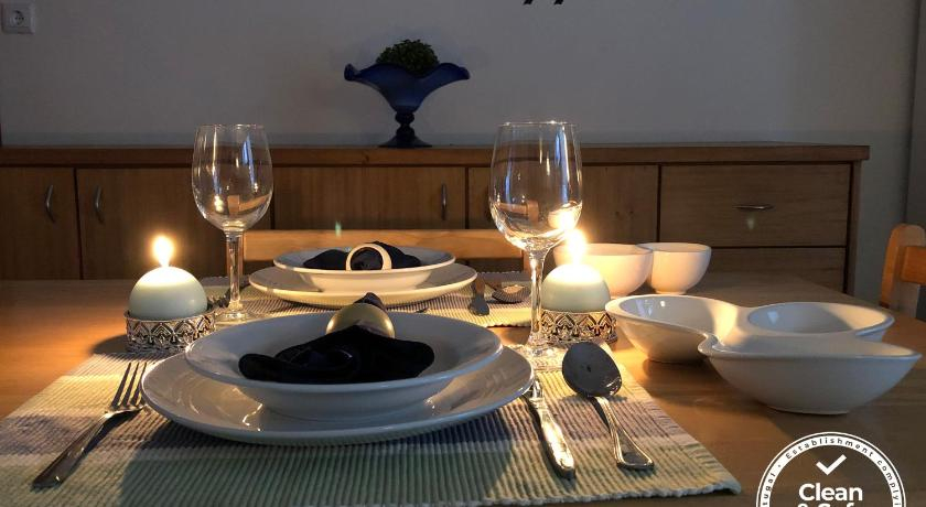 Others 4, Central House, Ribeira Grande