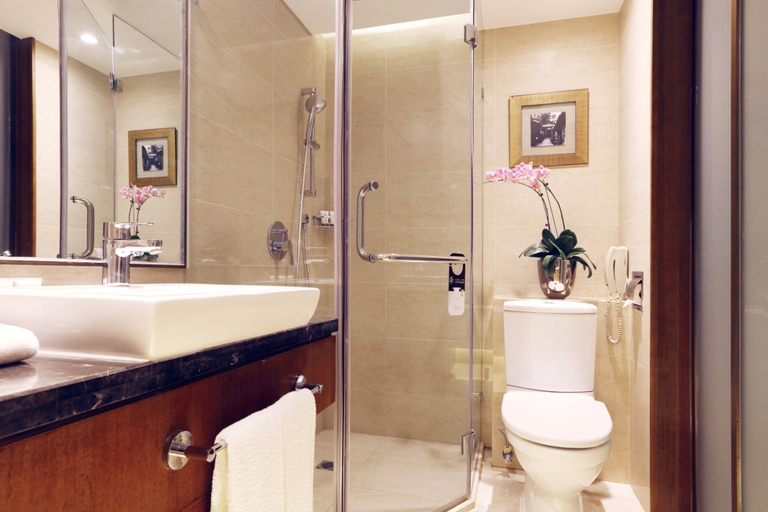 Bathroom 5, Grand Mercure Beijing Central, Beijing