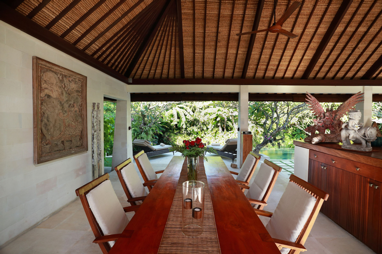 Dining Room 16
