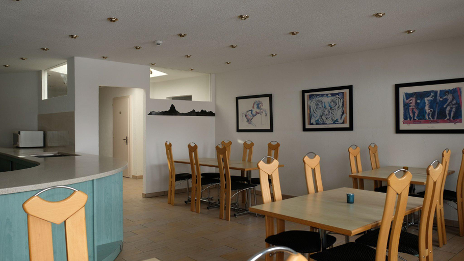 Food & Drinks 4, Artist Apartments & Hotel Garni, Visp