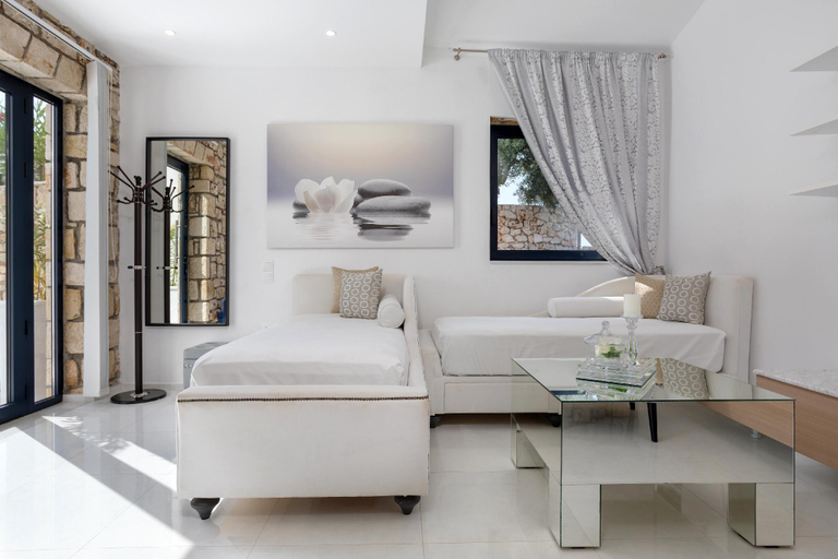 Others 5, Dion Suite spa,zakynthos GreeceIdeal for Couples and Young Families, Ionian Islands