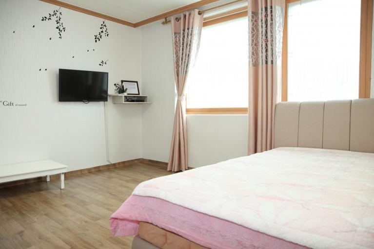 Bedroom, Anseong Mullaeeum Pension, Ansoeng